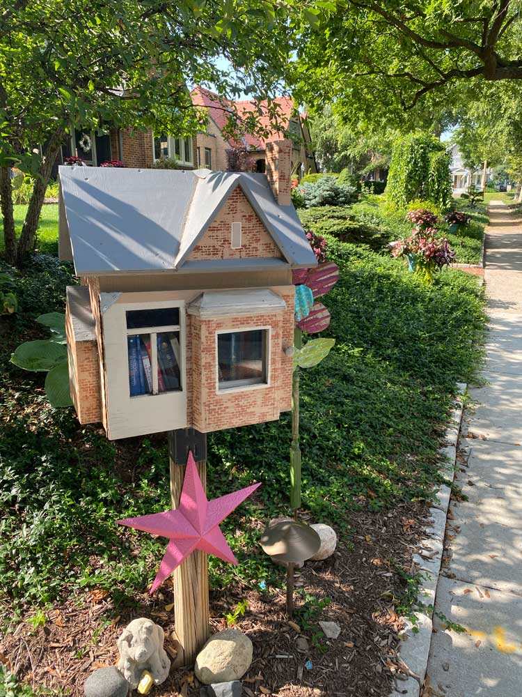 Little free library